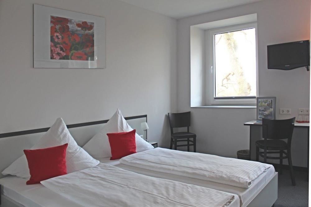 Hotel Zwischen Den Seen Варен Екстер'єр фото